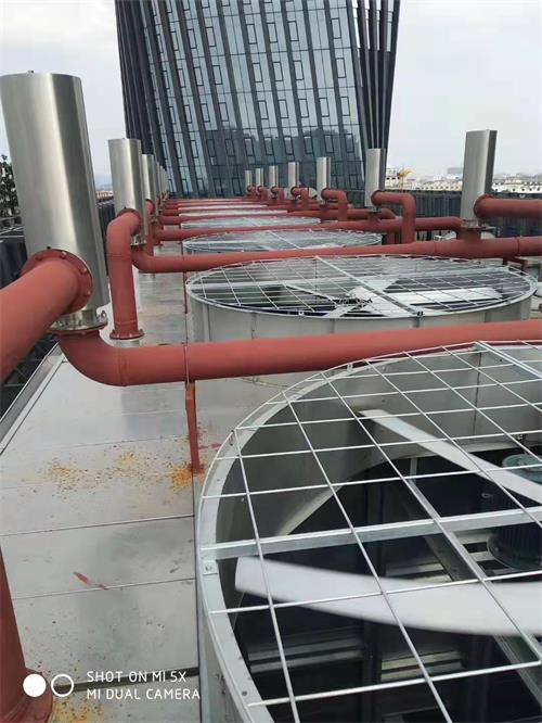 <a href=http://www.gqsxbw.cn/tags23_0.html target=_blank class=infotextkey>冷卻塔風(fēng)機(jī)</a>維修改造